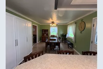 320 S Main Street, Creston, IL 60113 - Photo 10