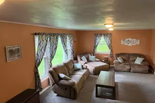320 S Main St, Creston, IL 60113 - Photo 6
