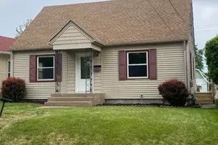 2927 13th Ave, Moline, IL 61265 - Photo 2