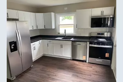 2927 13th Avenue, Moline, IL 61265 - Photo 6