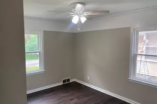 2927 13th Ave, Moline, IL 61265 - Photo 8