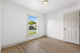 121 Williamsburg Rd, Country Club Hills, IL 60478 - Photo 10