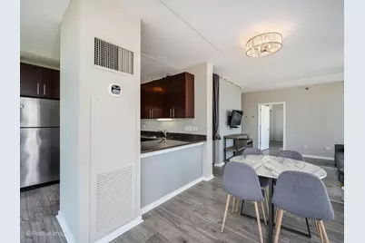 611 S Wells Street #2504, Chicago, IL 60607 - Photo 10