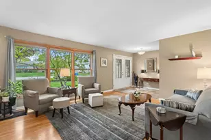 1740 Oxnard Dr, Downers Grove, IL 60516 - Photo 4
