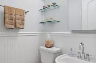 1740 Oxnard Dr, Downers Grove, IL 60516 - Photo 10