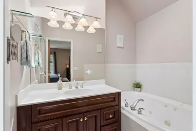1740 Oxnard Drive, Downers Grove, IL 60516 - Photo 12