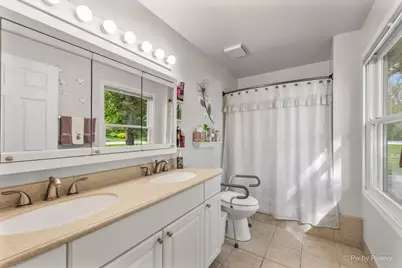 39W030 Poplar Lane, Saint Charles, IL 60175 - Photo 30