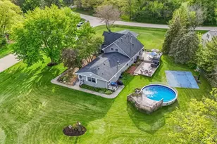 39W030 Poplar Ln, Saint Charles, IL 60175 - Photo 34