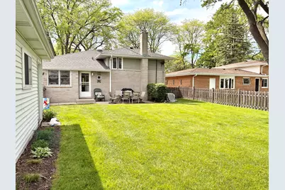 21 N Waterman Avenue, Arlington Heights, IL 60004 - Photo 14