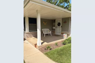 21 N Waterman Avenue, Arlington Heights, IL 60004 - Photo 2