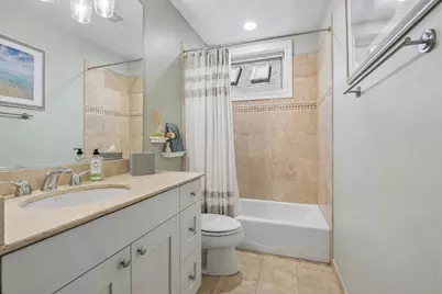 920 W Barry Avenue #4, Chicago, IL 60657 - Photo 34