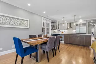 920 W Barry Ave, Chicago, IL 60657 - Photo 10