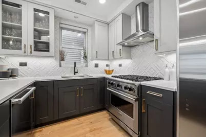 920 W Barry Avenue #4, Chicago, IL 60657 - Photo 18