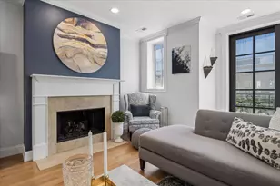 920 W Barry Ave, Chicago, IL 60657 - Photo 6