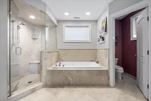 920 W Barry Ave, Chicago, IL 60657 - Photo 24