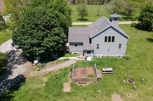 12014 Prairie Center Rd, Clifton, IL 61727 - Photo 48