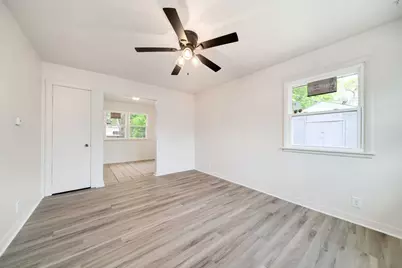 1336 Carbaugh Avenue, Rockford, IL 61101 - Photo 18