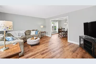 2234 Appleby Drive, Wheaton, IL 60189 - Photo 6