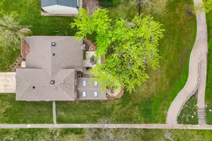 2234 Appleby Dr, Wheaton, IL 60189 - Photo 42