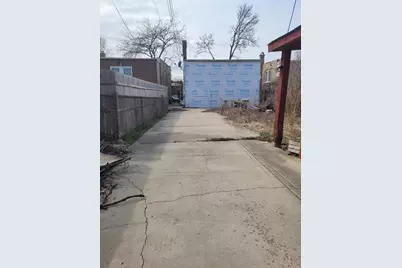 3229 S Springfield Avenue, Chicago, IL 60623 - Photo 4