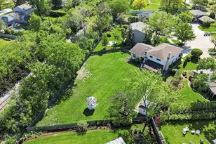 421 E Barclay Ct, Elmhurst, IL 60126 - Photo 32