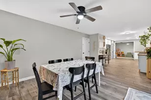 8061 W Hill Rd, Frankfort, IL 60423 - Photo 12