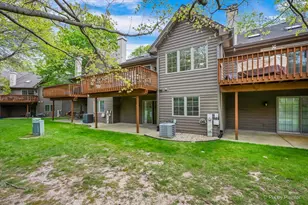 836 Millcreek Cir, Elgin, IL 60123 - Photo 34