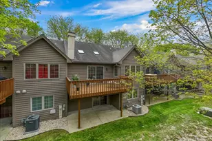 836 Millcreek Cir, Elgin, IL 60123 - Photo 36