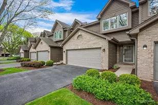 836 Millcreek Cir, Elgin, IL 60123 - Photo 2