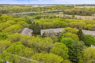 836 Millcreek Cir, Elgin, IL 60123 - Photo 38