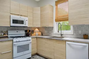 1449 N Fairfield St, Chicago, IL 60622 - Photo 8