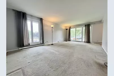 9800 S Karlov Avenue #2D, Oak Lawn, IL 60453 - Photo 4