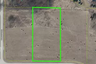 18312 Loretta Dr, Marengo, IL 60152 - Photo 1