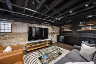 613 W Belden Ave, Chicago, IL 60614 - Photo 40