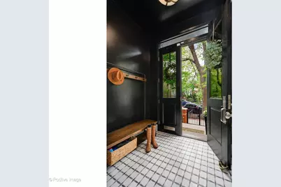 613 W Belden Avenue, Chicago, IL 60614 - Photo 4