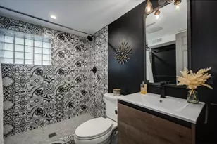 613 W Belden Ave, Chicago, IL 60614 - Photo 44