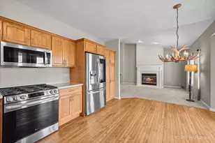 3941 Willow View Dr, Lake in the Hills, IL 60156 - Photo 24
