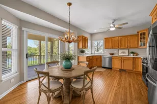 3941 Willow View Dr, Lake in the Hills, IL 60156 - Photo 20