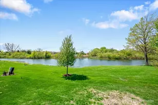 3941 Willow View Dr, Lake in the Hills, IL 60156 - Photo 6