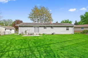605 Commanche Ct, Carol Stream, IL 60188 - Photo 20