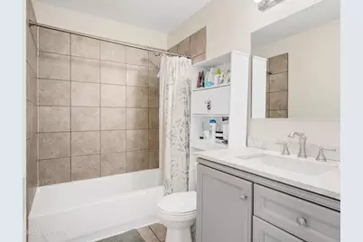 605 Commanche Court, Carol Stream, IL 60188 - Photo 12