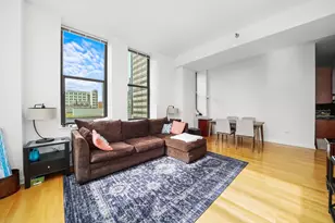 8 W Monroe St, Chicago, IL 60603 - Photo 16