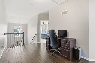 2925 Madison Dr, Naperville, IL 60564 - Photo 20