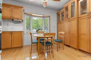4722 Linden Ave, Glenview, IL 60025 - Photo 10