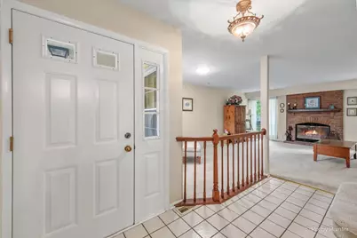 2106 Glasgow Court, Hanover Park, IL 60133 - Photo 10