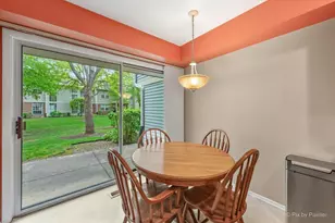2106 Glasgow Ct, Hanover Park, IL 60133 - Photo 18
