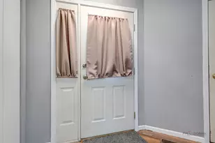 1357 S Candlestick Way, Waukegan, IL 60085 - Photo 6