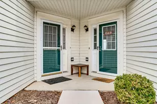 1357 S Candlestick Way, Waukegan, IL 60085 - Photo 4