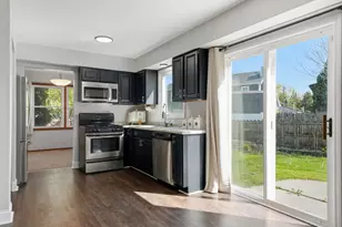 1133 Tewes Ln, Beach Park, IL 60099 - Photo 10