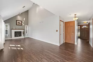 1133 Tewes Ln, Beach Park, IL 60099 - Photo 4